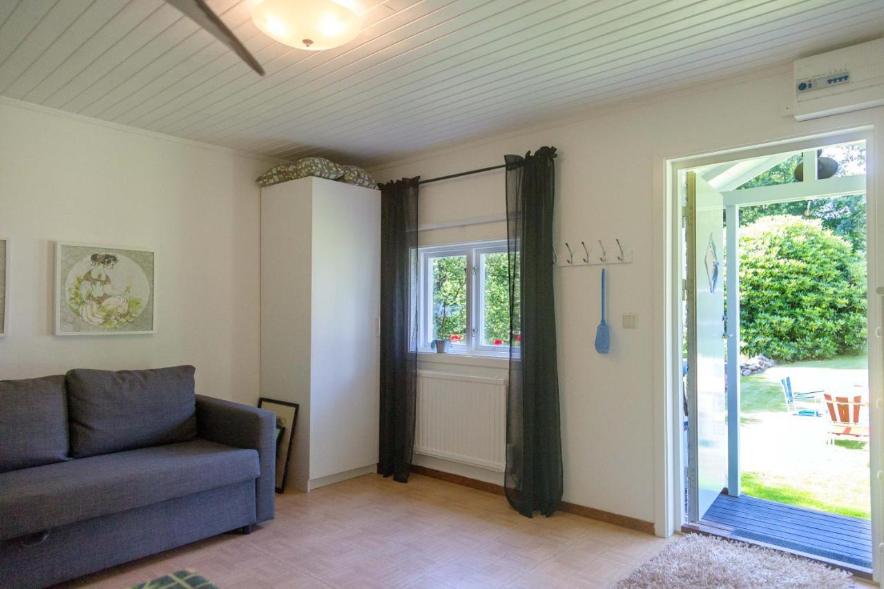 Very Nice Cottage By The Lake. Lursjoen! Hastveda Экстерьер фото